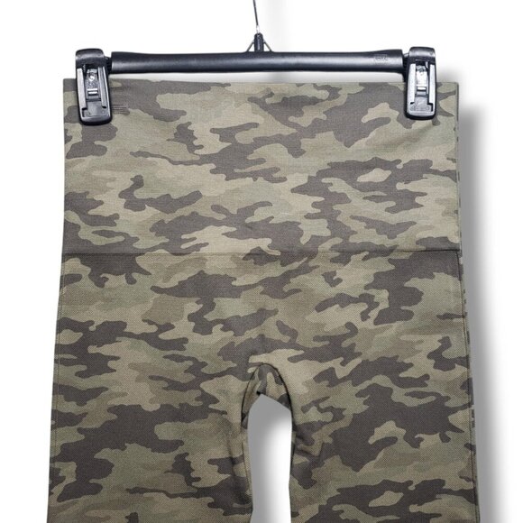 Spanx Look at Me Now Seamless Cropped Leggings Womens XL Desert Camo Green - Picture 4 of 8